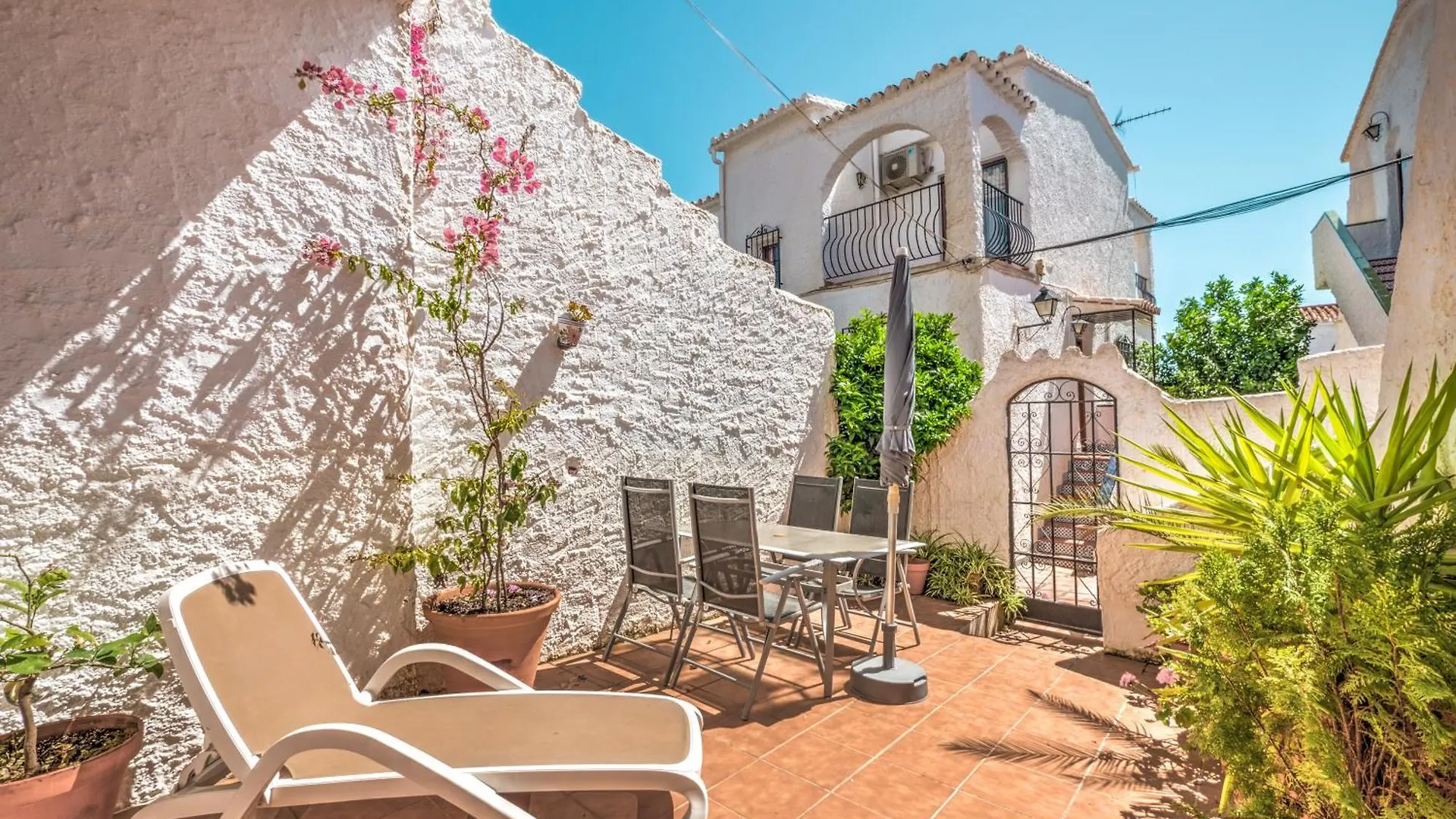 Townhouse In Capistrano Village With 2 Pool Areas 네르하 펜션